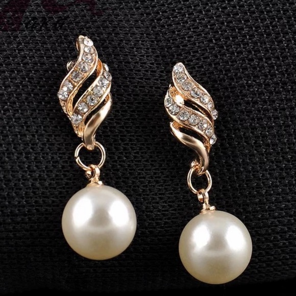 Necklace sets - Picture 6 of 6